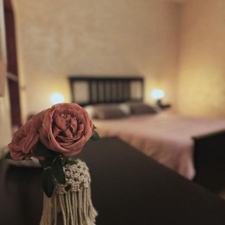 Marieta Rooms Sarzana Eksteriør billede