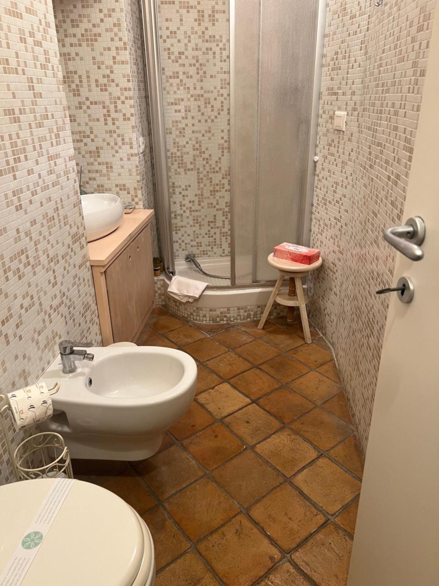 Marieta Rooms Sarzana Eksteriør billede
